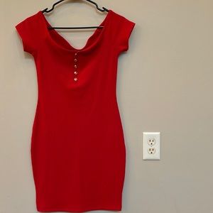 Red short sleeve dress